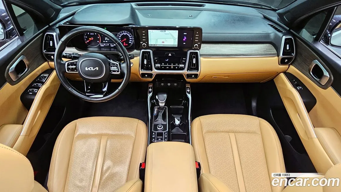 Kia Sorento — фото 7