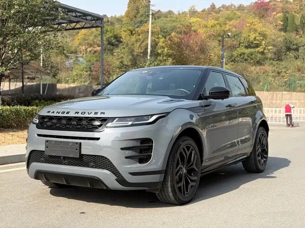 Land Rover Evoque — фото 1