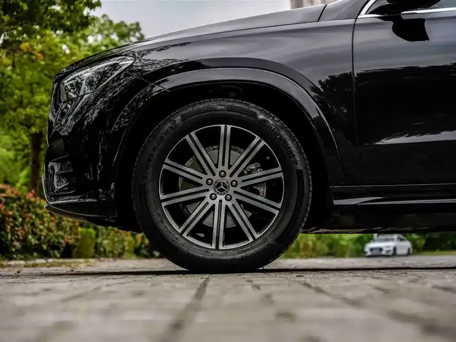 Mercedes-Benz GLE — фото 10