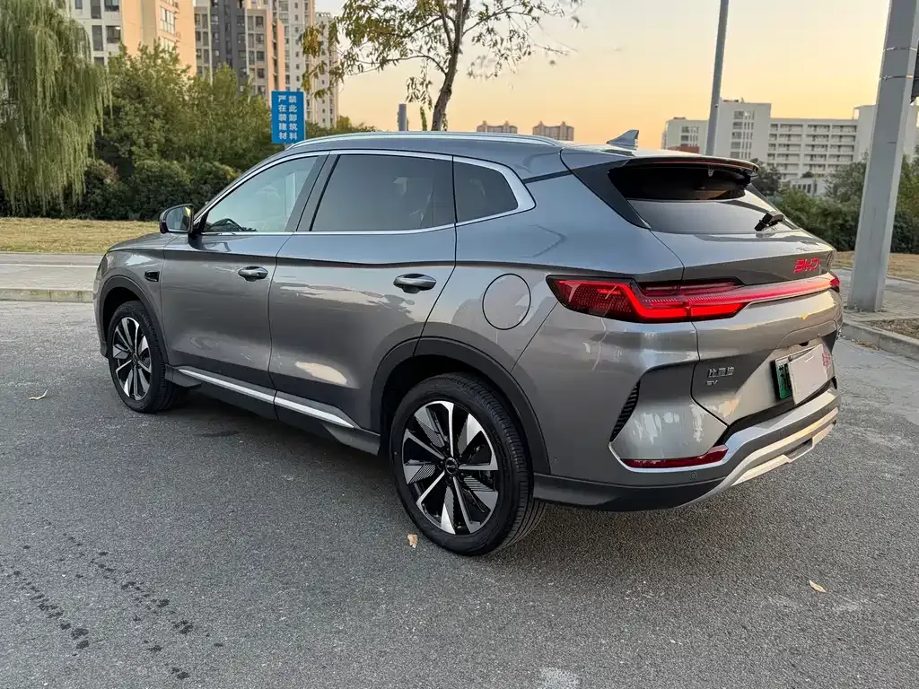 BYD PLUS New Energy — фото 4