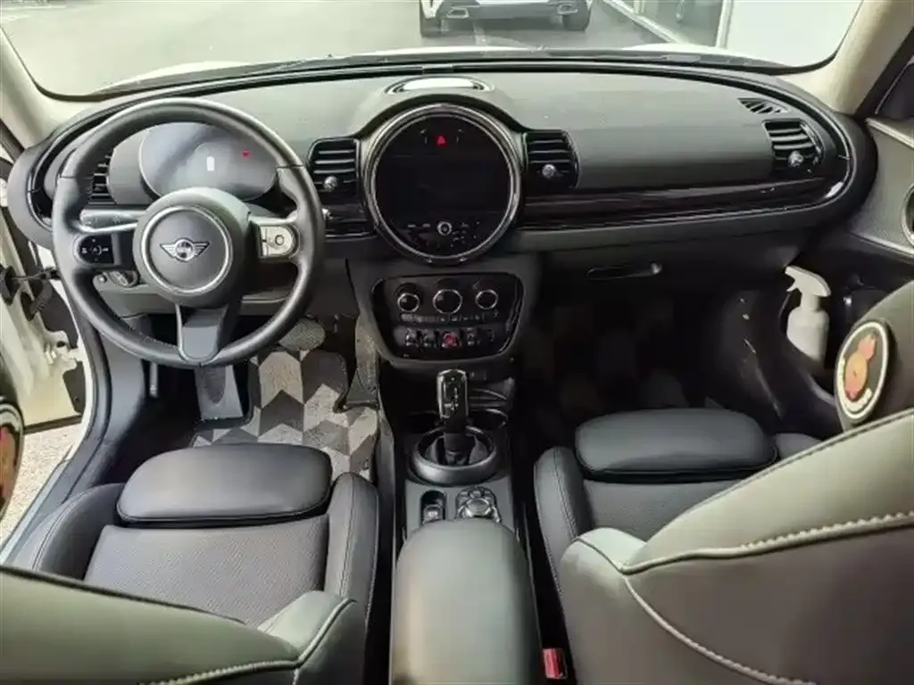 MINI Clubman — фото 8