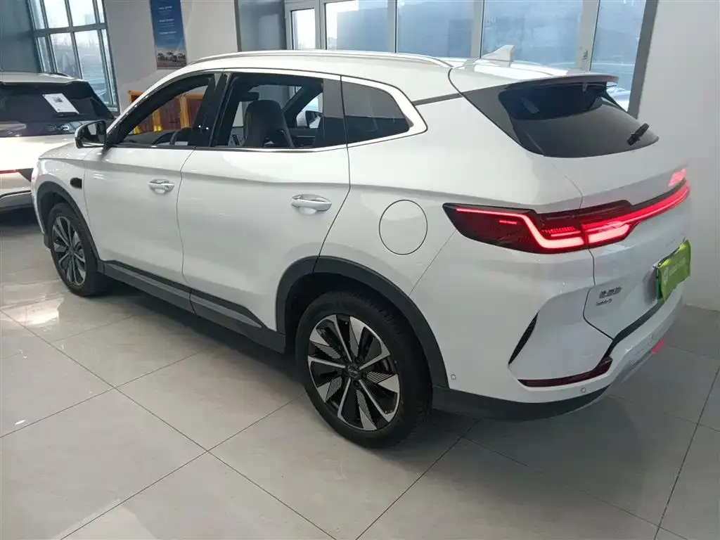 BYD PLUS New Energy — фото 5