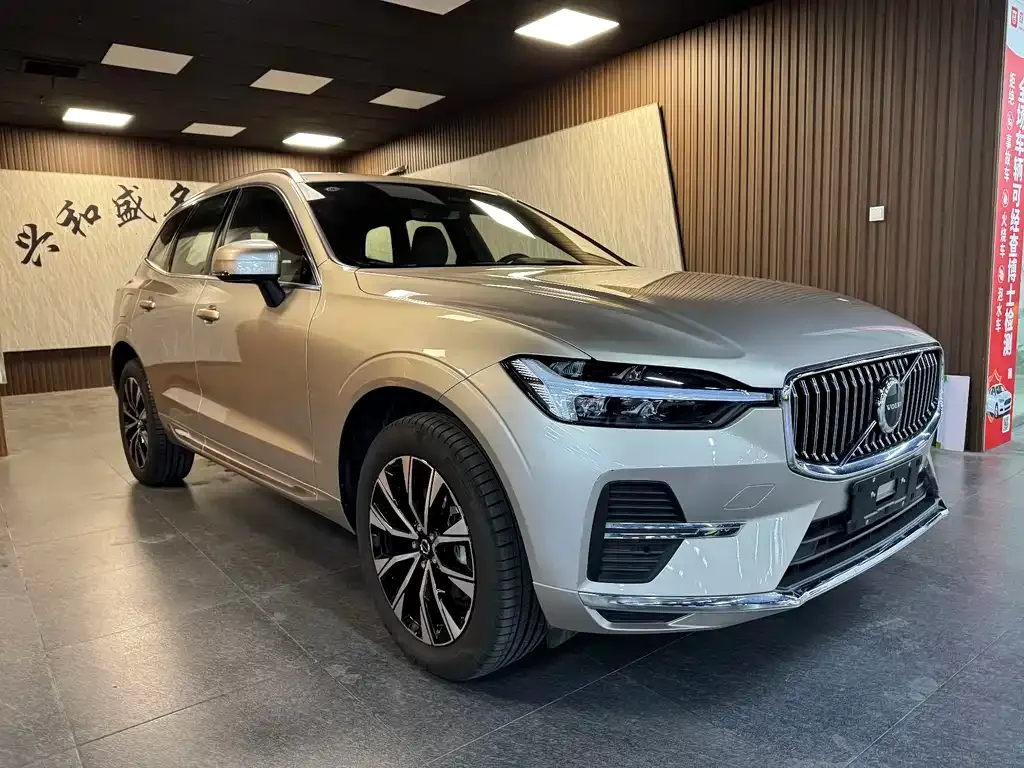 Volvo XC60 — фото 3