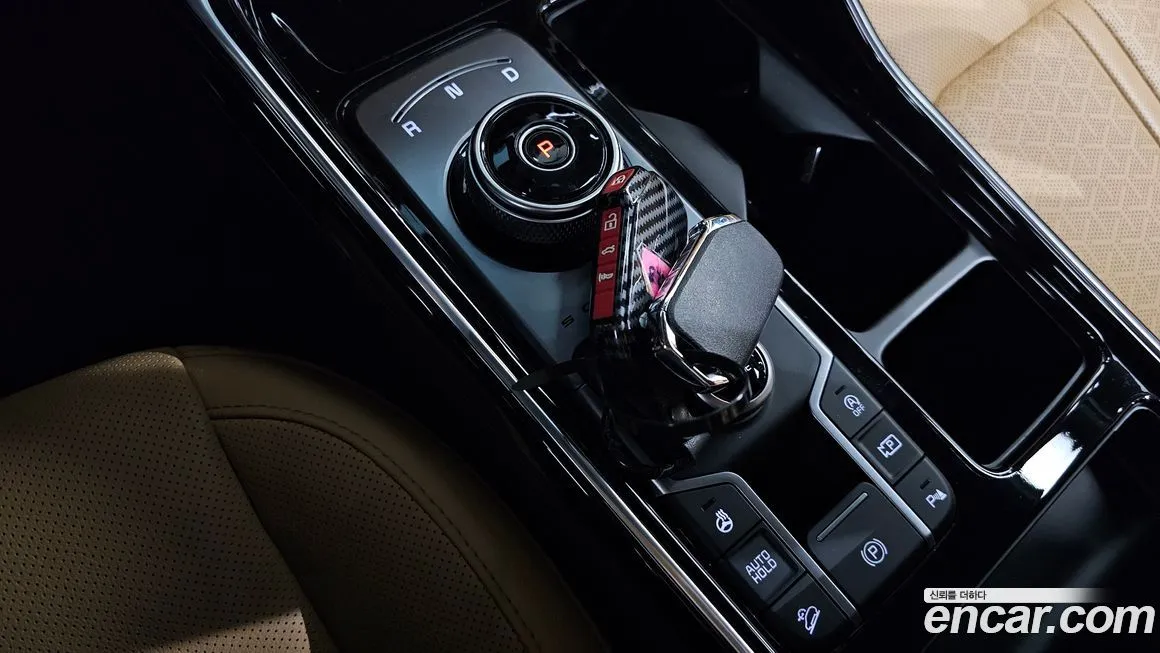 Kia Sorento — фото 9
