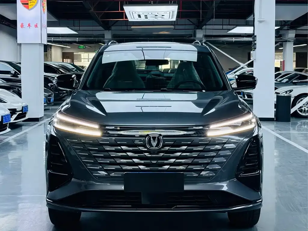 Changan CS75PLUS — фото 2