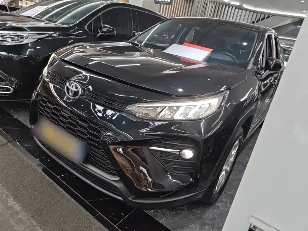 Toyota Wildlander — фото 1