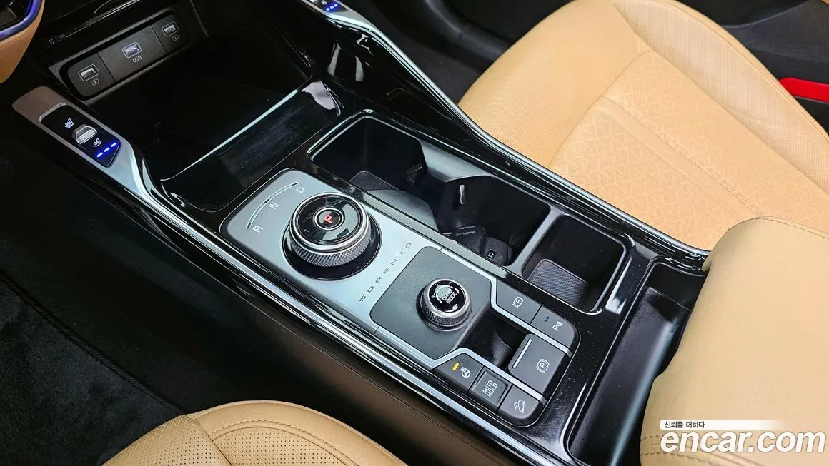 Kia Sorento — фото 9