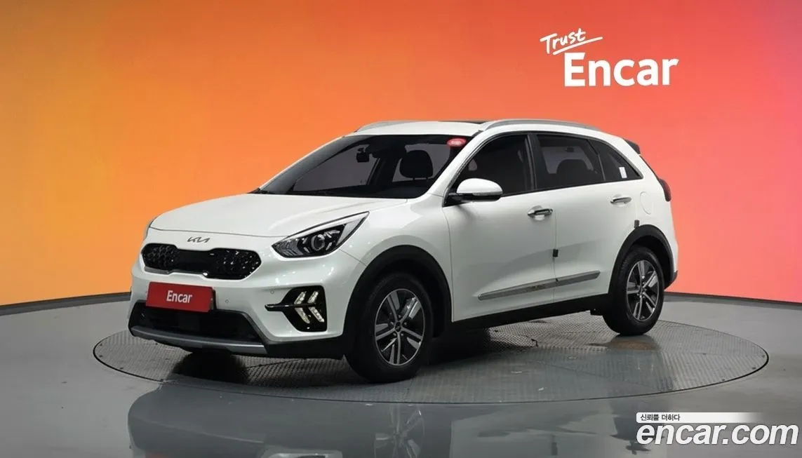 Kia Niro — фото 1