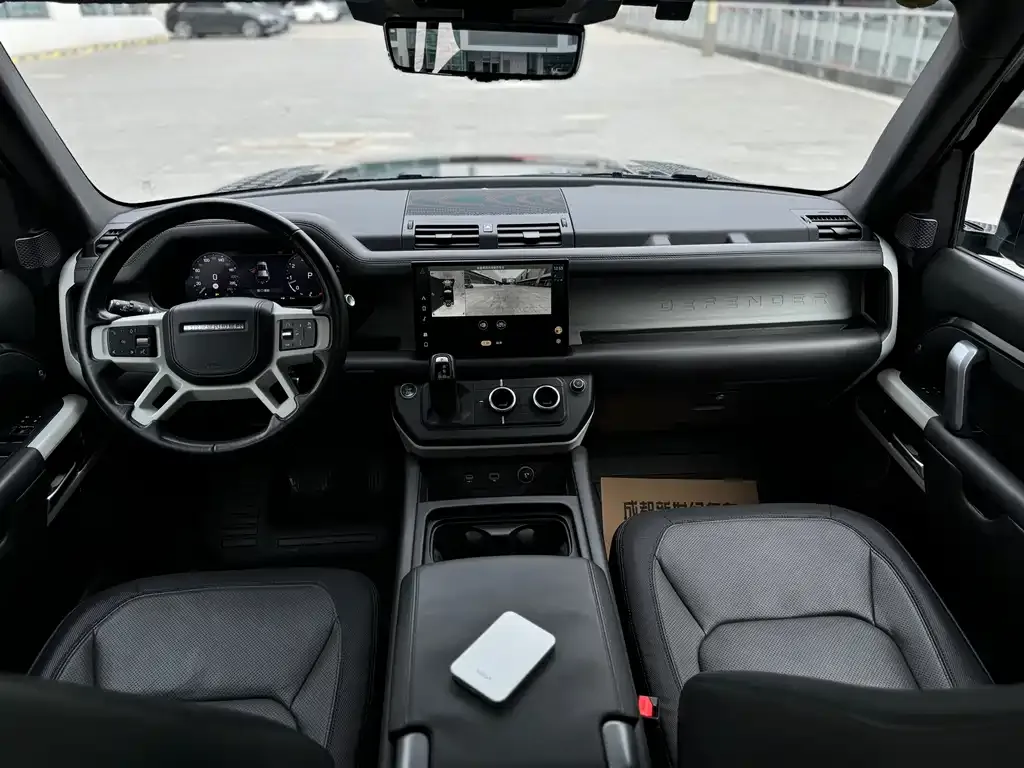Land Rover Defender — фото 8