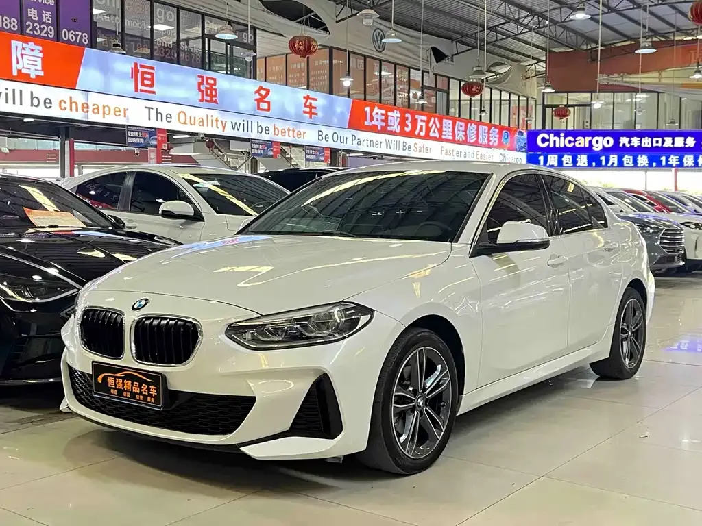BMW 1 Series — фото 1