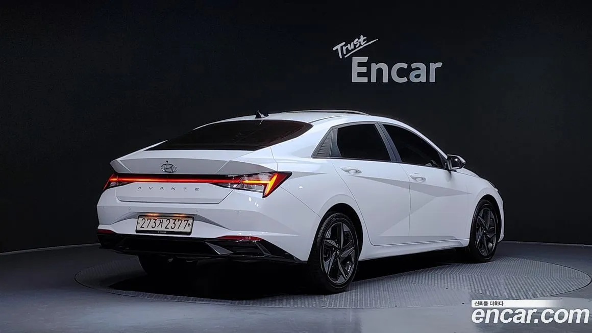 Hyundai AVANTE — фото 2
