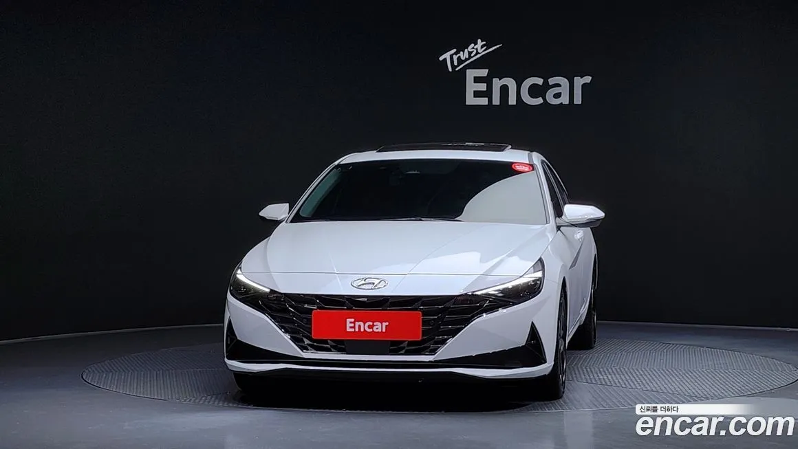 Hyundai AVANTE — фото 3