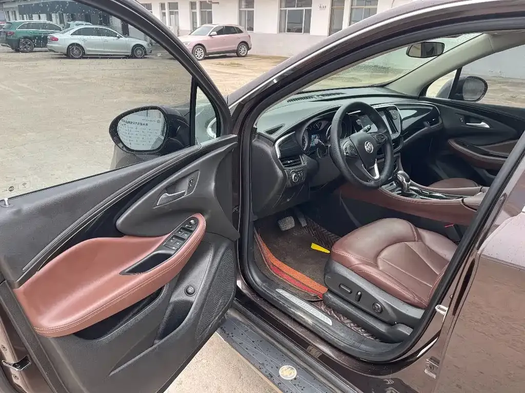 Buick Envision Plus — фото 10