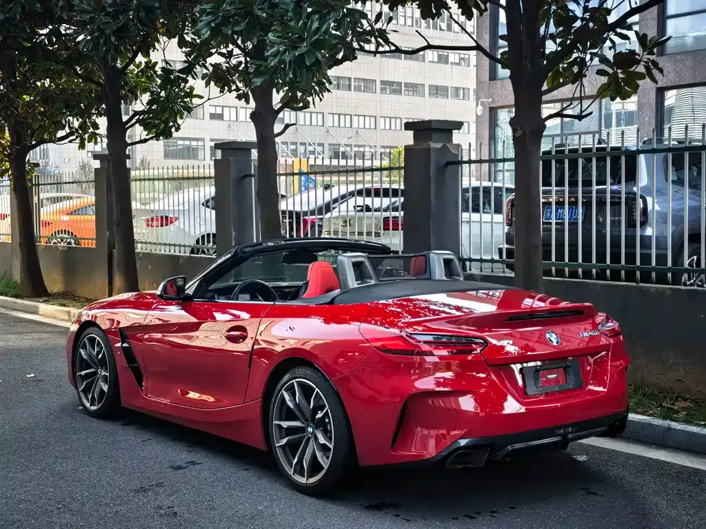 BMW Z4 — фото 4