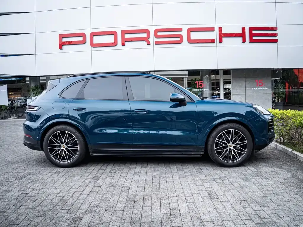 Porsche Cayenne — фото 4