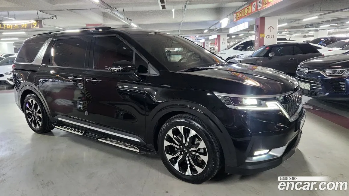 Kia Carnival — фото 1