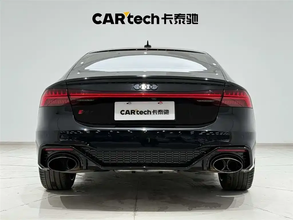 Audi A7 — фото 2