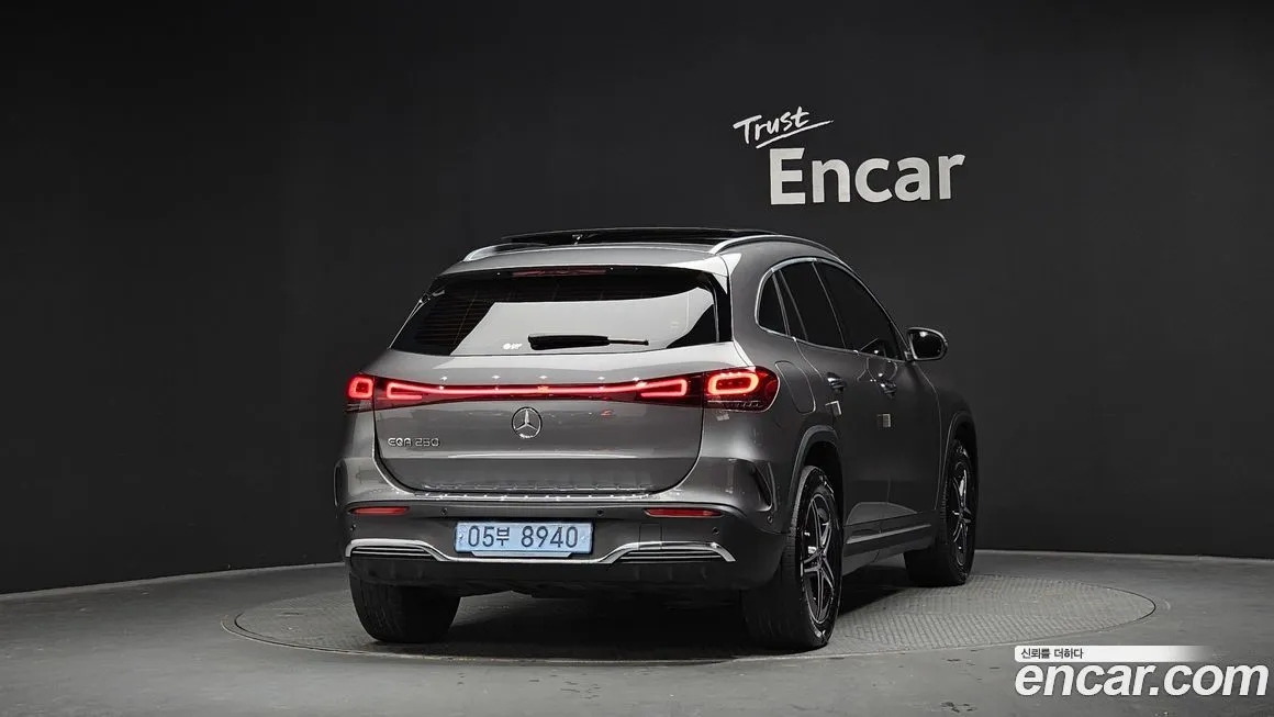 Mercedes-Benz EQA — фото 2
