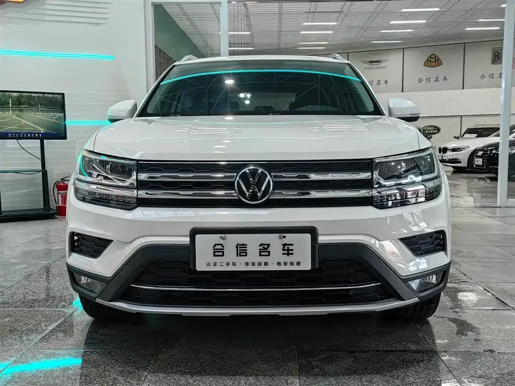 Volkswagen Tharu — фото 2