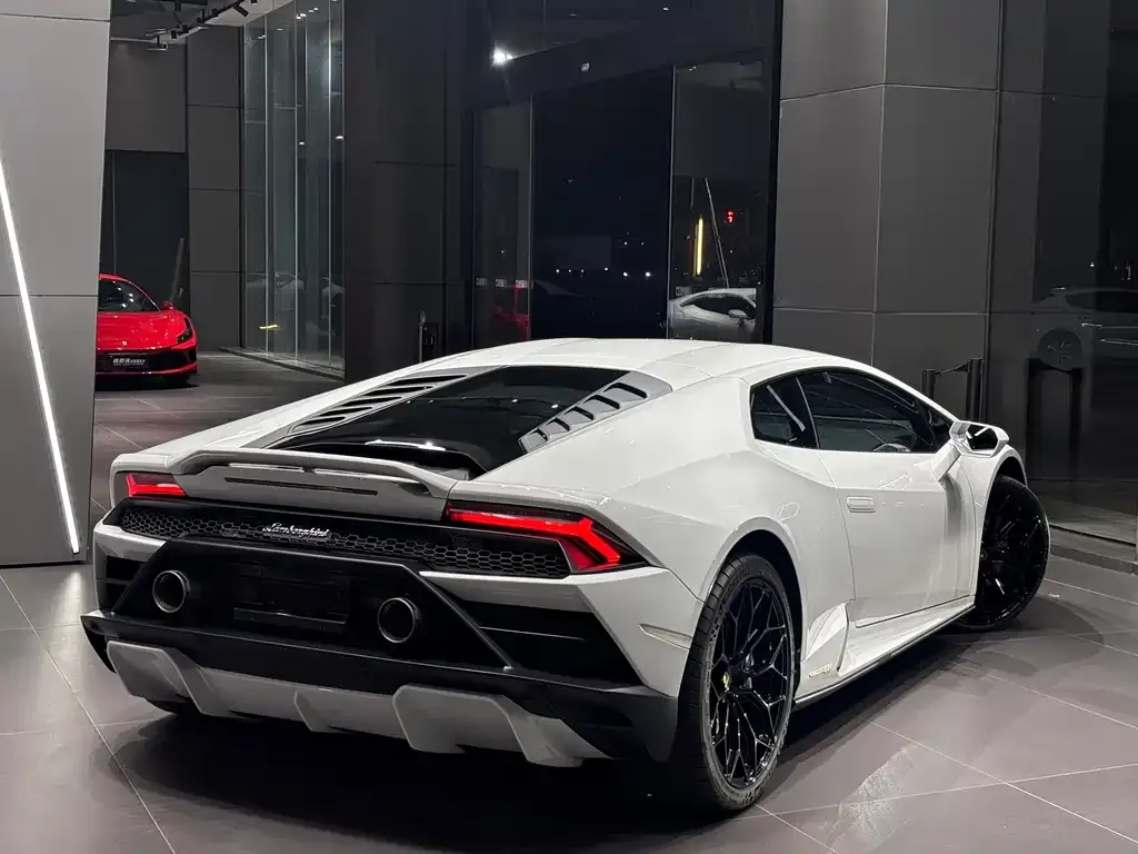 Lamborghini Huracan — фото 8