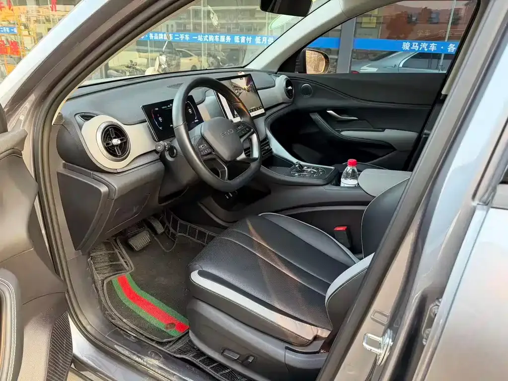 BYD Seal 05 DM-i — фото 4
