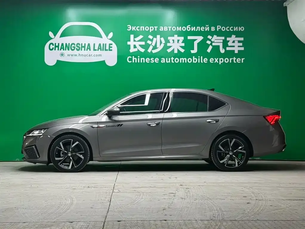Skoda Octavia — фото 3