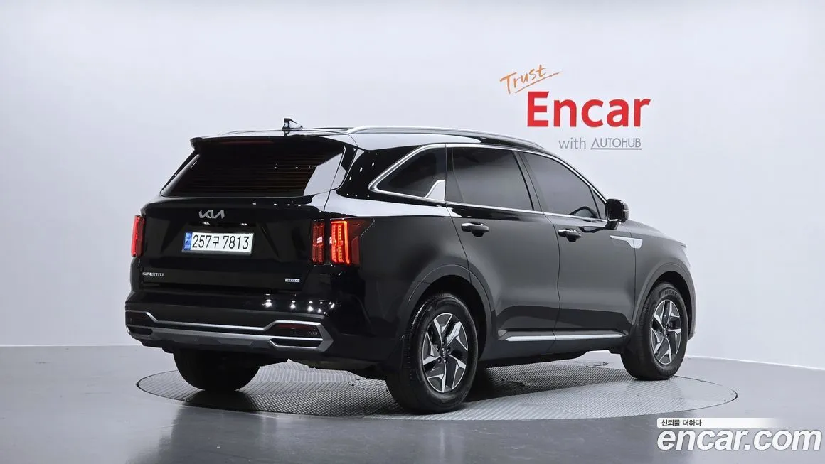 Kia Sorento — фото 4