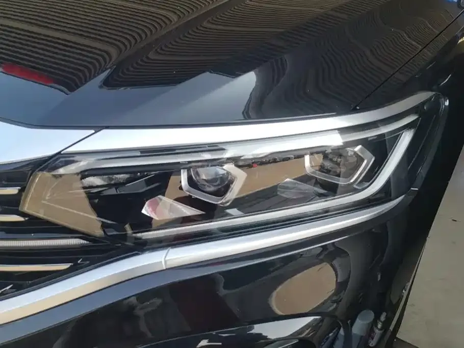 Volkswagen Passat — фото 3