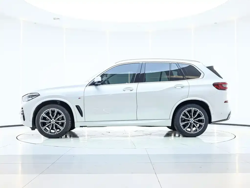 BMW X5 (Import) — фото 3