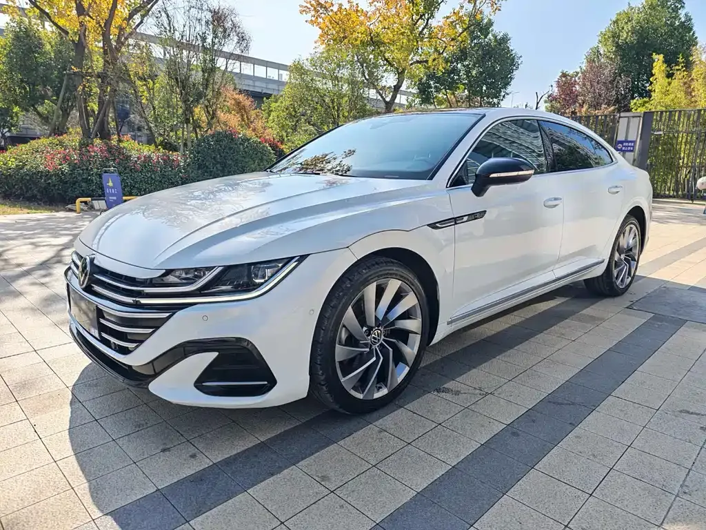 Volkswagen CC — фото 1