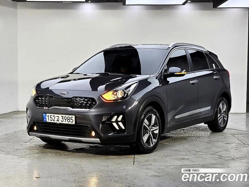 Kia Niro — фото 1