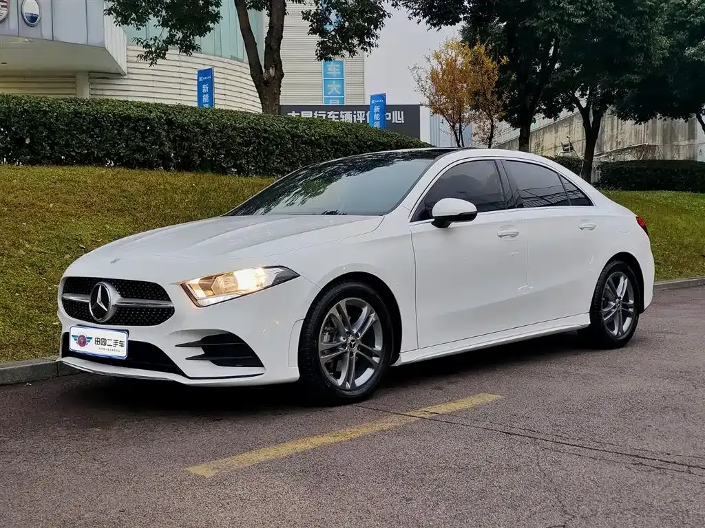 Mercedes-Benz A-Class — фото 1