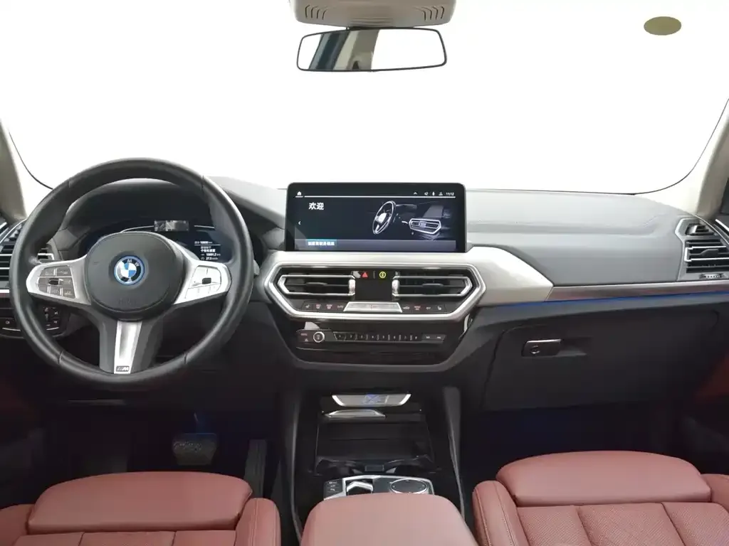 BMW iX3 — фото 2