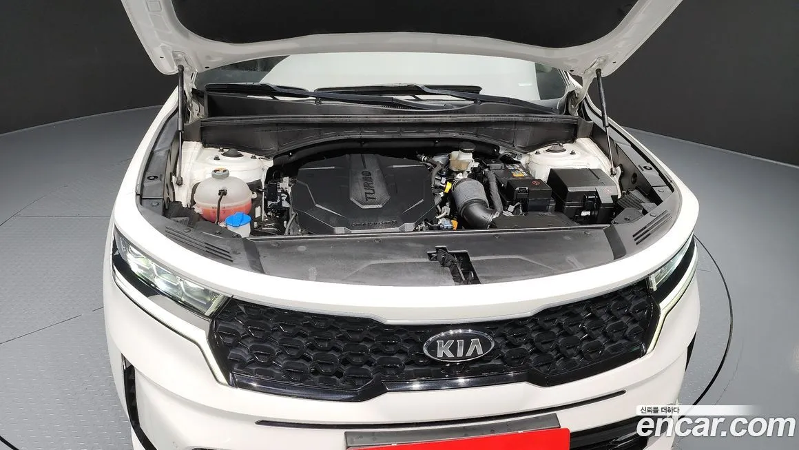 Kia Sorento — фото 7