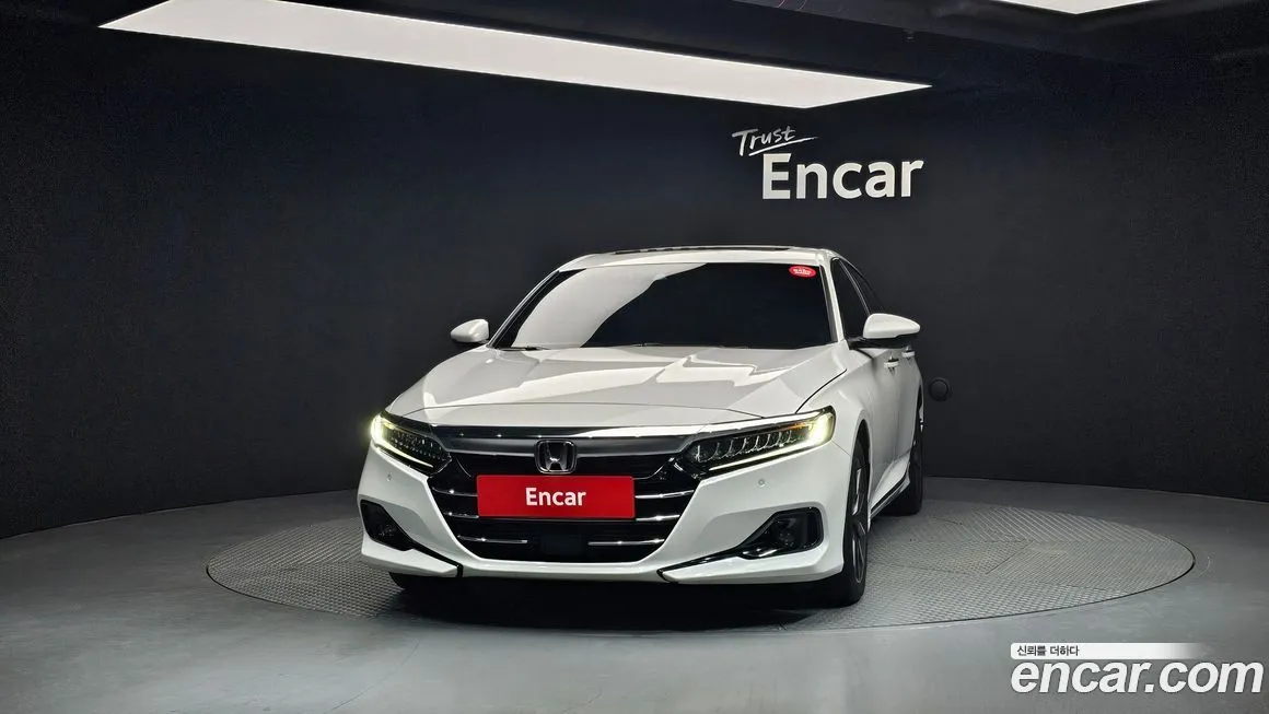 Honda Accord — фото 3