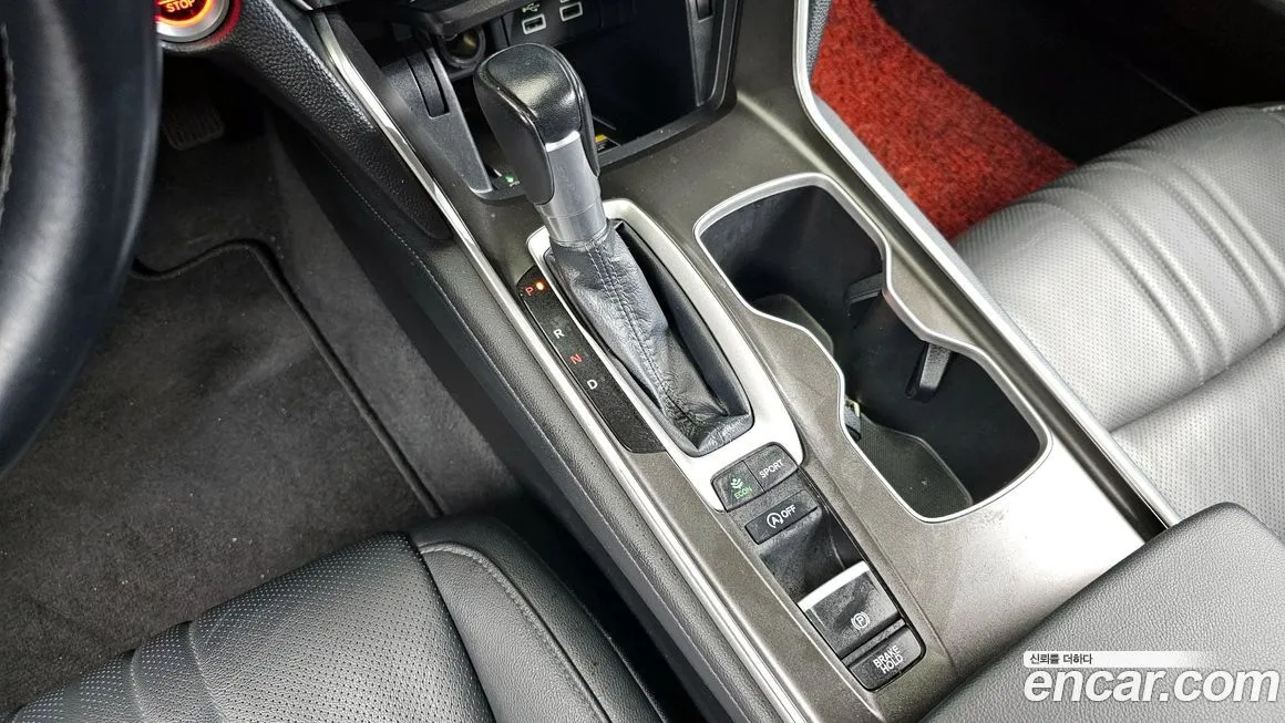 Honda Accord — фото 9