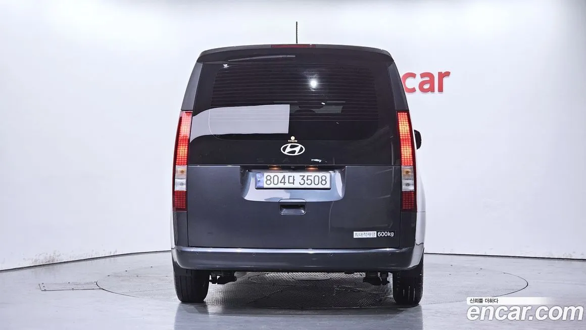 Hyundai Staria — фото 2