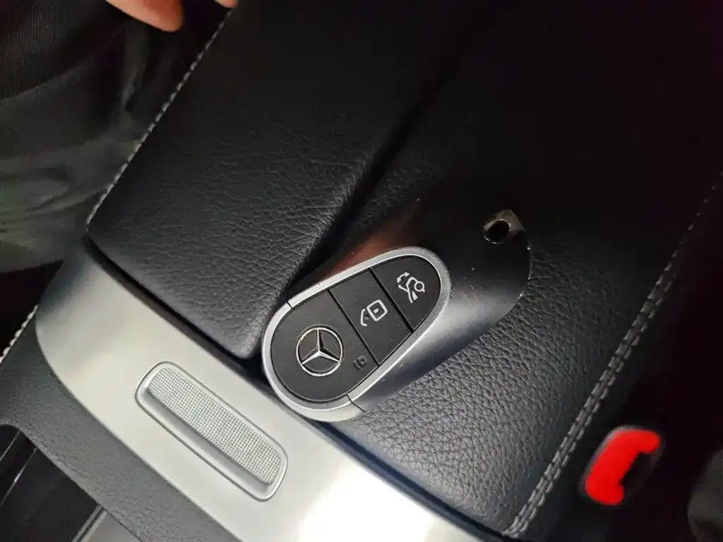Mercedes-Benz C-Class New Energy — фото 2