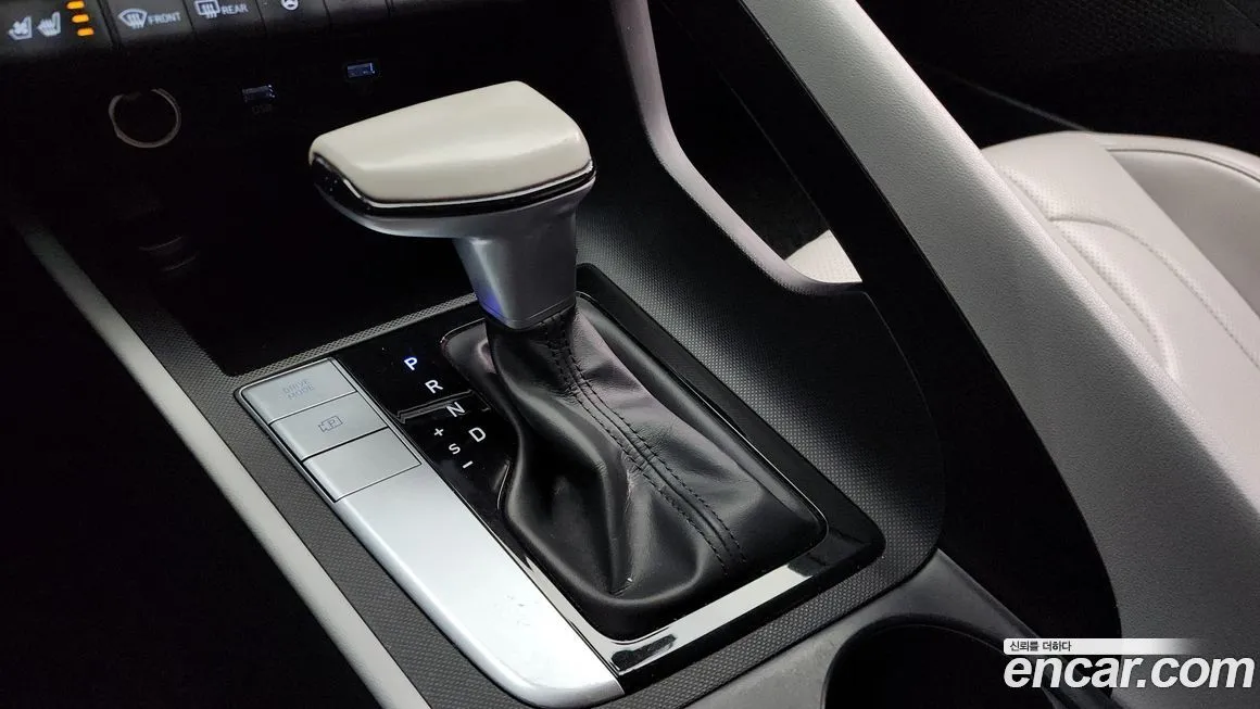 Hyundai AVANTE — фото 6