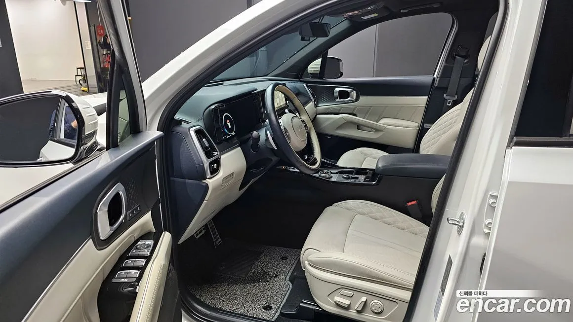Kia Sorento — фото 10