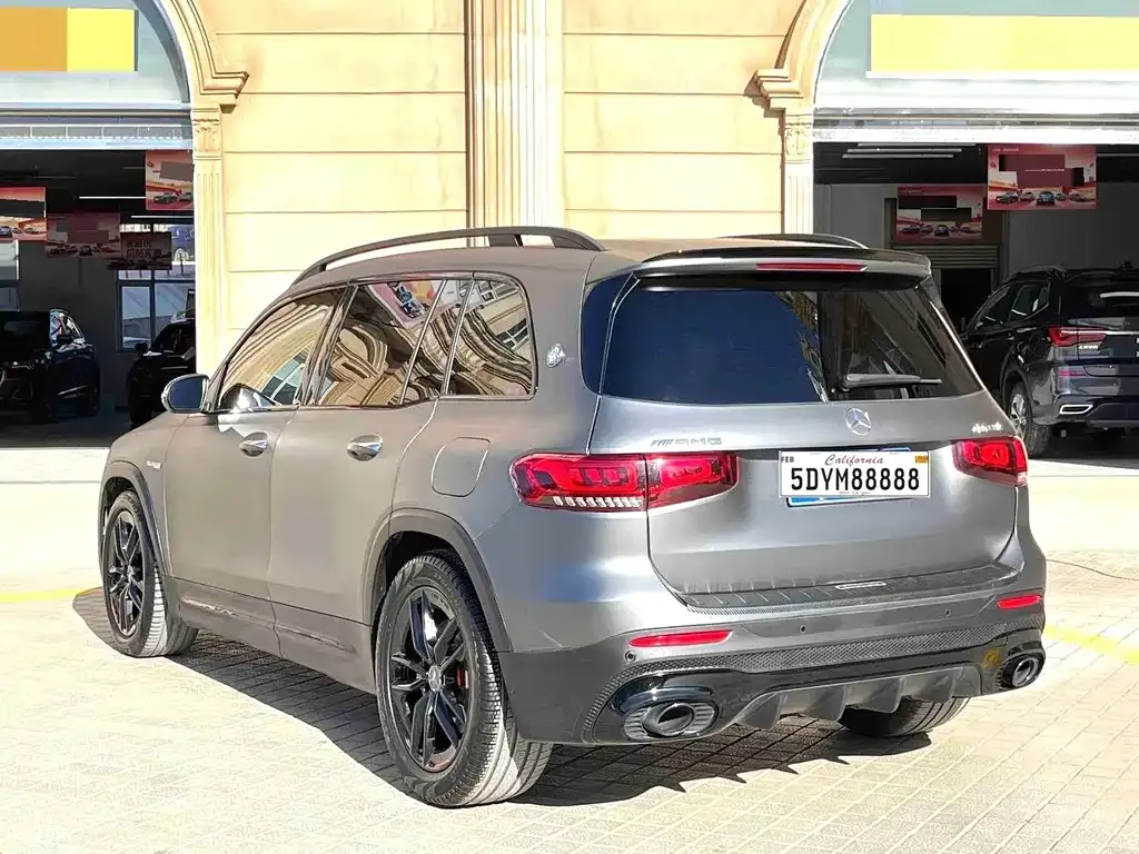 Mercedes-Benz GLB AMG — фото 2