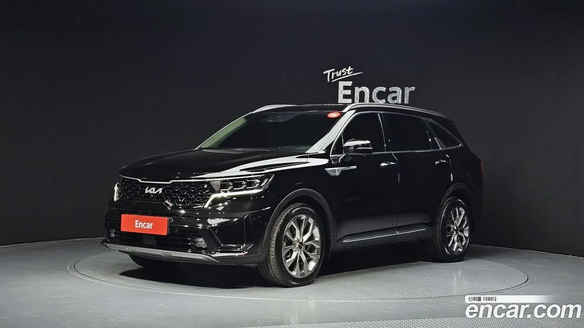 Kia Sorento — фото 1