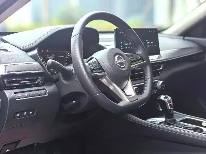 Nissan Teana — фото 4