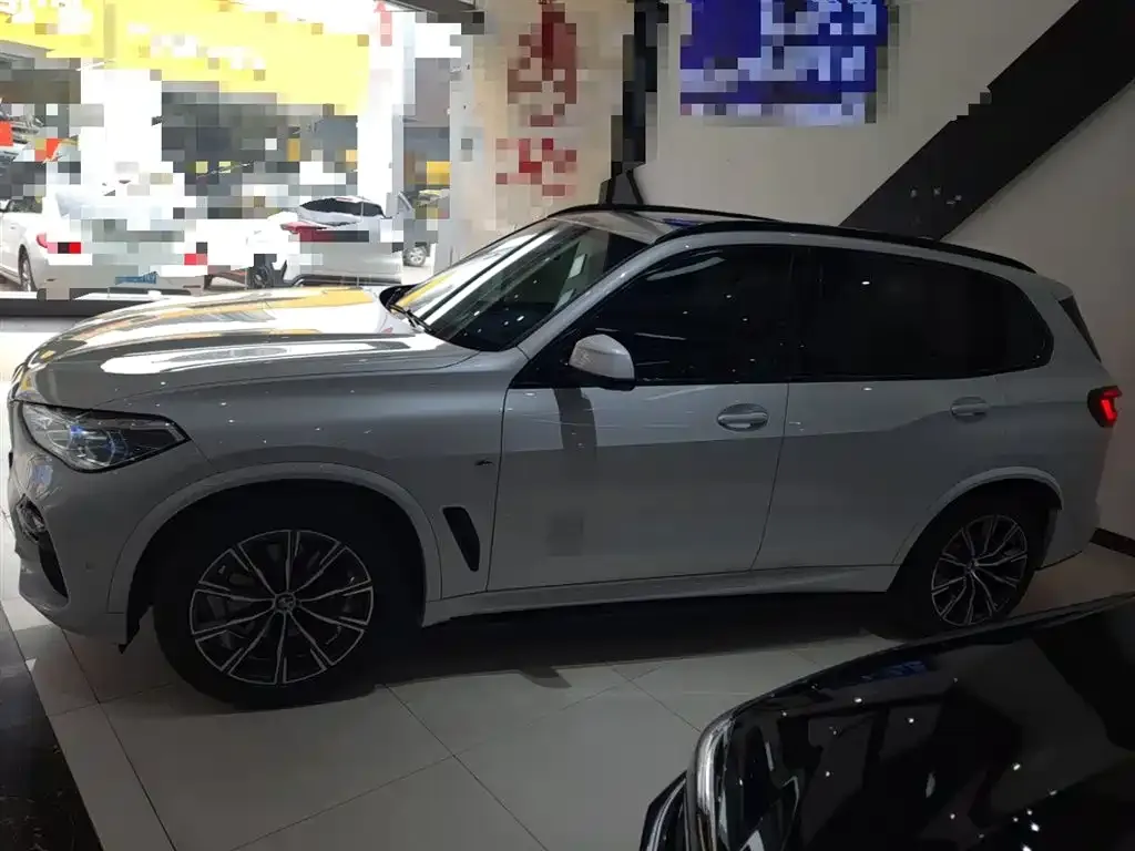 BMW X5 (Import) — фото 3