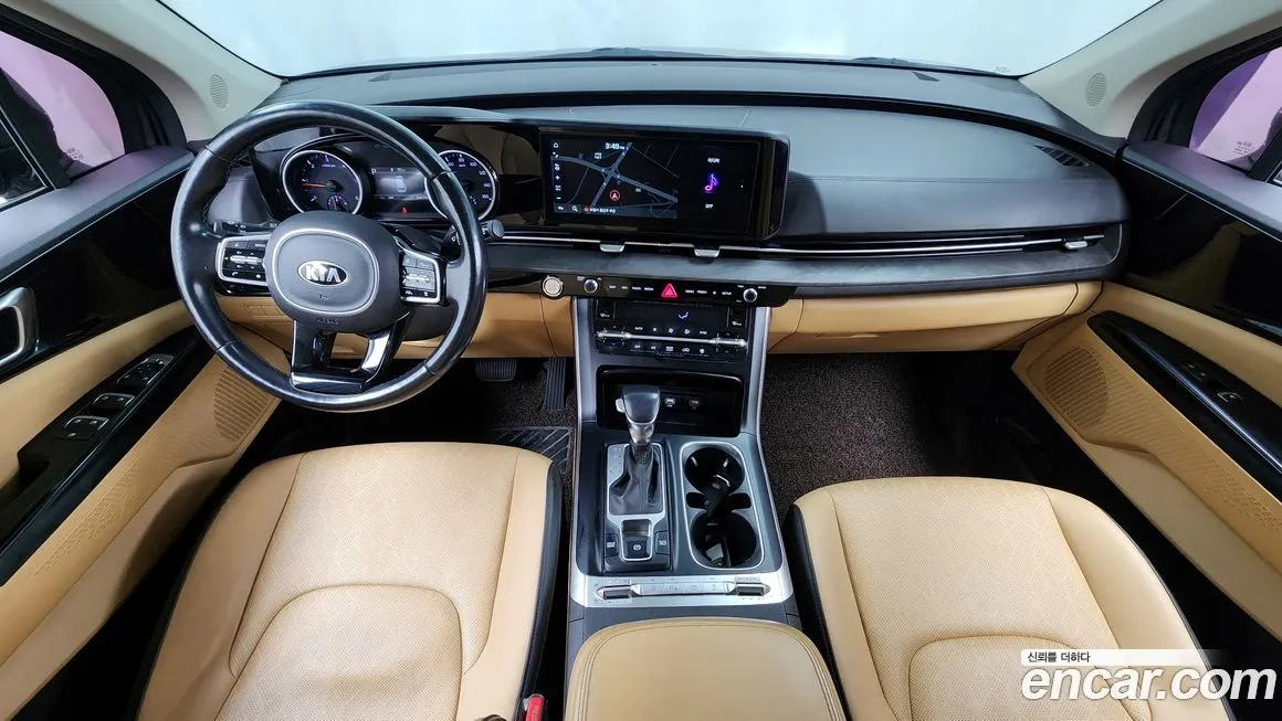 Kia Carnival — фото 10