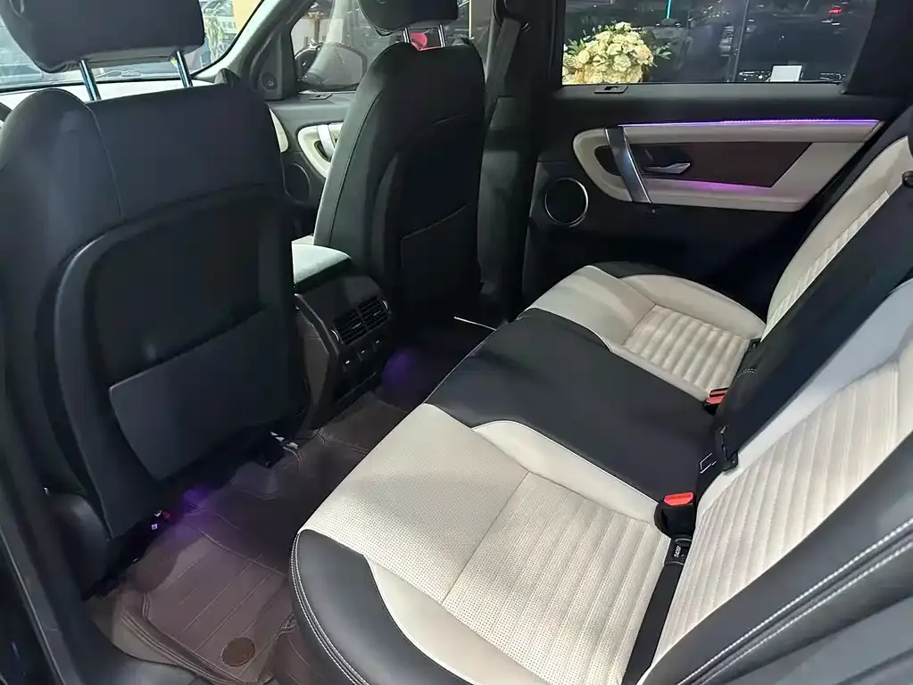 Land Rover Discovery Sport — фото 10