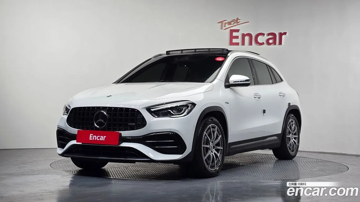 Mercedes-Benz GLA-Class — фото 1