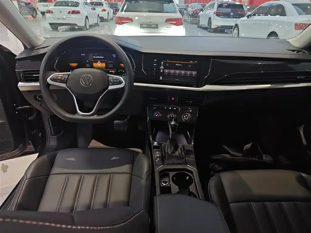 Volkswagen Passat — фото 5