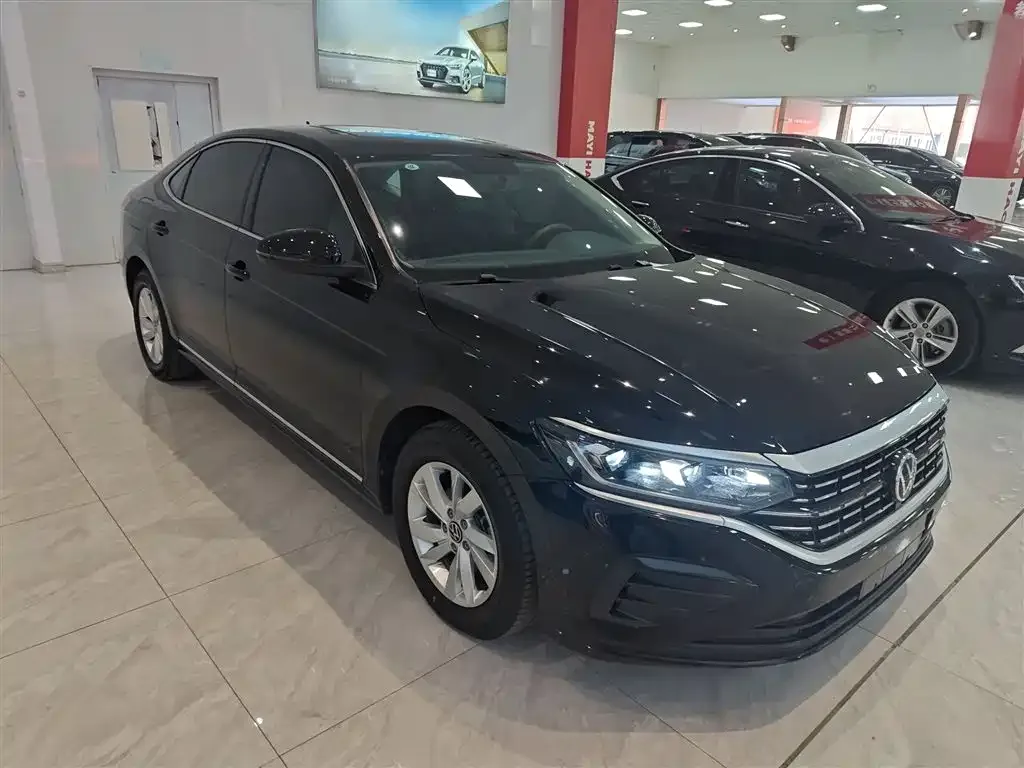 Volkswagen Passat — фото 8