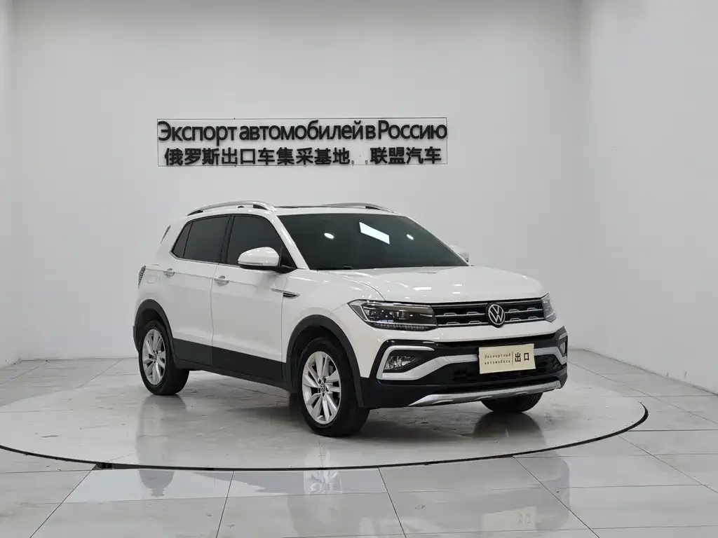 Volkswagen T-Cross — фото 1
